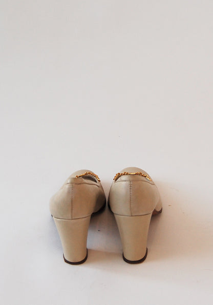 Gucci Cream Heeled Loafer | Size: 37